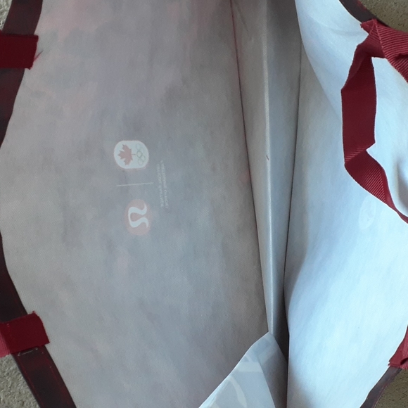 Large Lululemon Reusable Red Tote Bag (1) - Picture 3 of 3